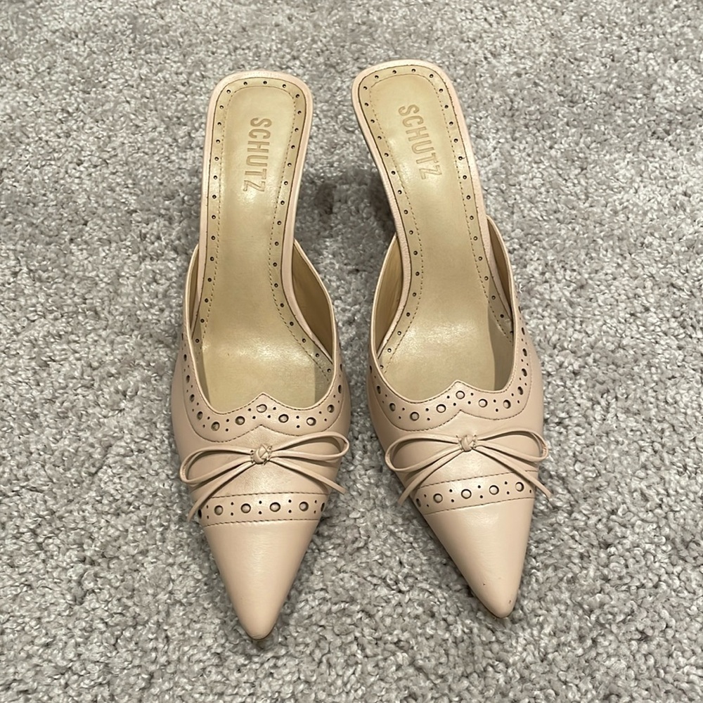 Minny Nappa Leather Pump by Schutz